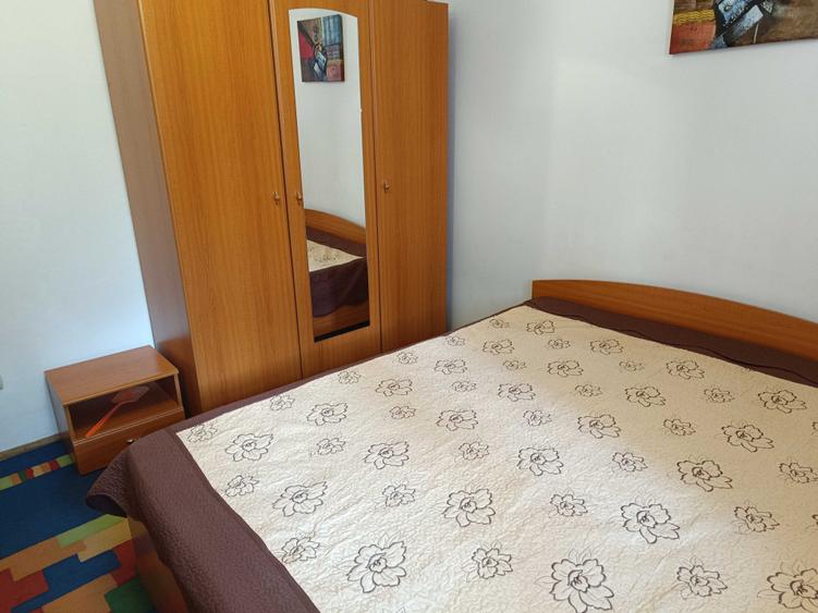 Apartament cu 2 camere semidecomandat în Berceni