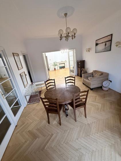 Apartament cu 5 camere în Cotroceni