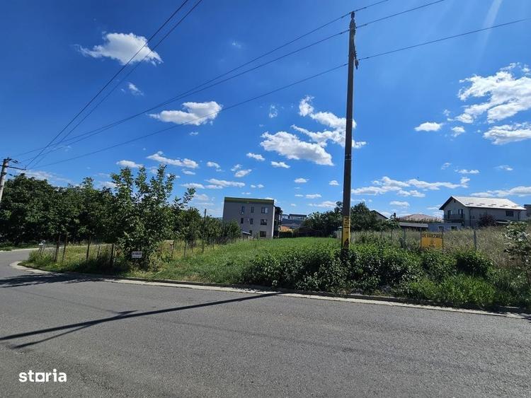 Spațiu comercial, în Rediu