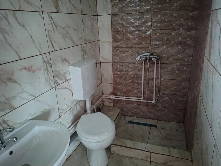 Casă cu Teren 3800 Mp în Central