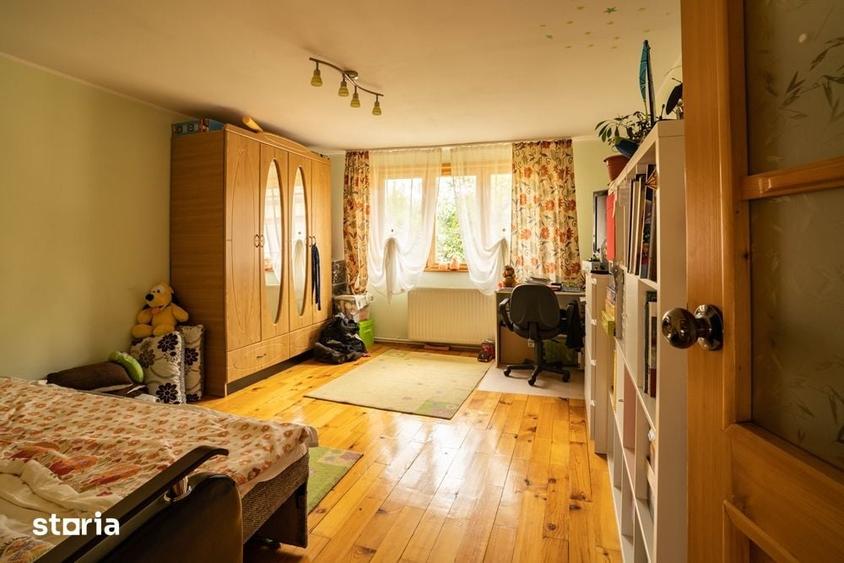 Casă cu Teren 556 Mp în Cernatu