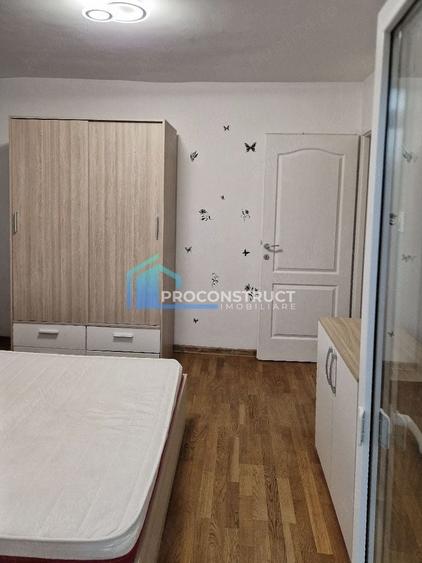 Apartament cu 2 camere decomandat, mobilat în Soarelui