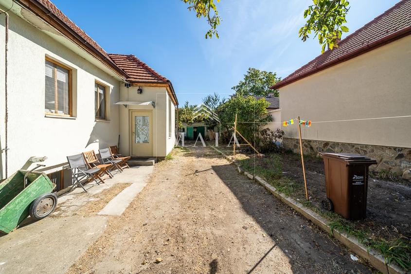 Casă individuală cu 4 camere cu Canalizare în Turnișor