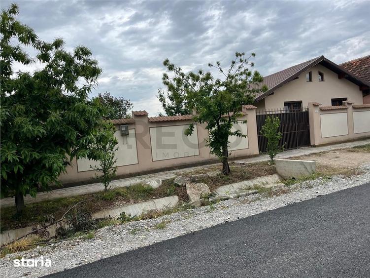 Casă cu 3 camere cu Teren 2350 Mp în Gepiu