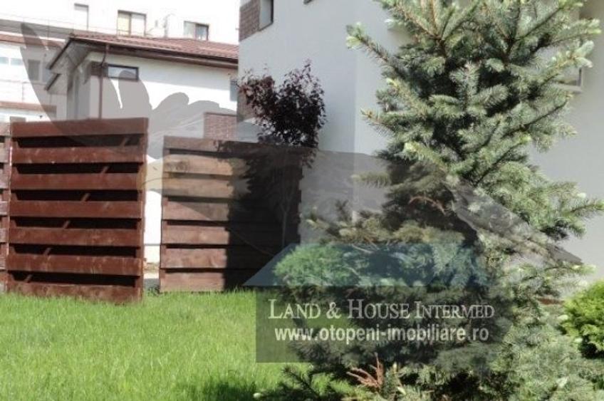 Duplex cu 4 camere cu Canalizare în Central