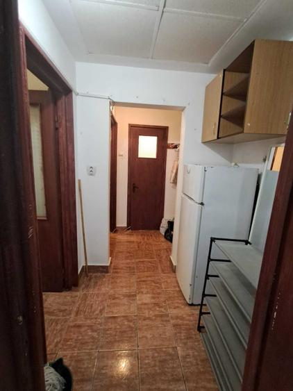 Apartament cu 2 camere decomandat în Lacul Tei