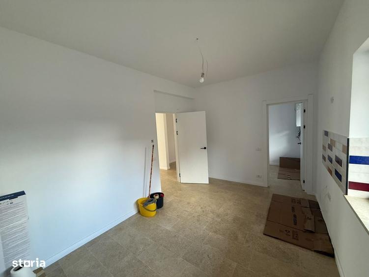 Casă cu 4 camere în Ghencea