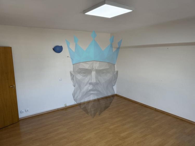 Apartament cu 2 camere decomandat în P-ța Unirii