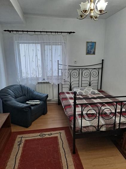 Apartament cu 2 camere decomandat în 9 Mai