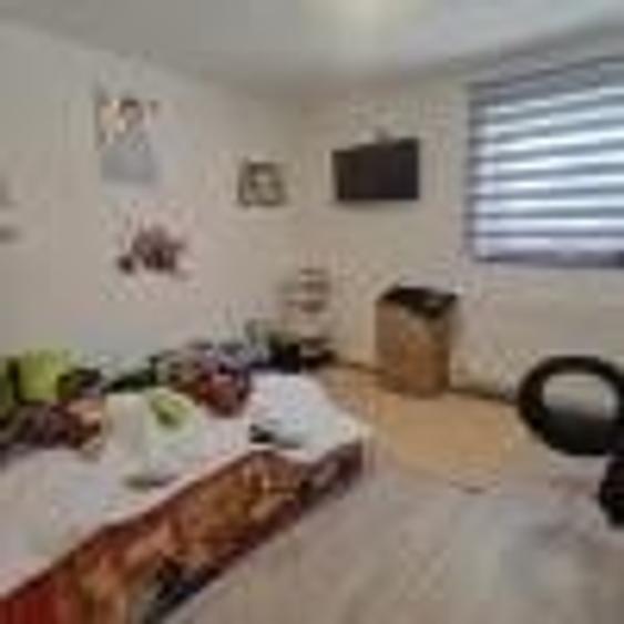 Casă cu 3 camere cu Teren 2235 Mp în Rotbav