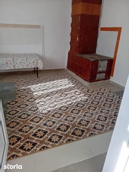 Casă cu 4 camere cu Teren 125 Mp în Fârțănești