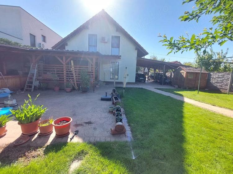 Casă cu Teren 660 Mp în Dumbrăvița