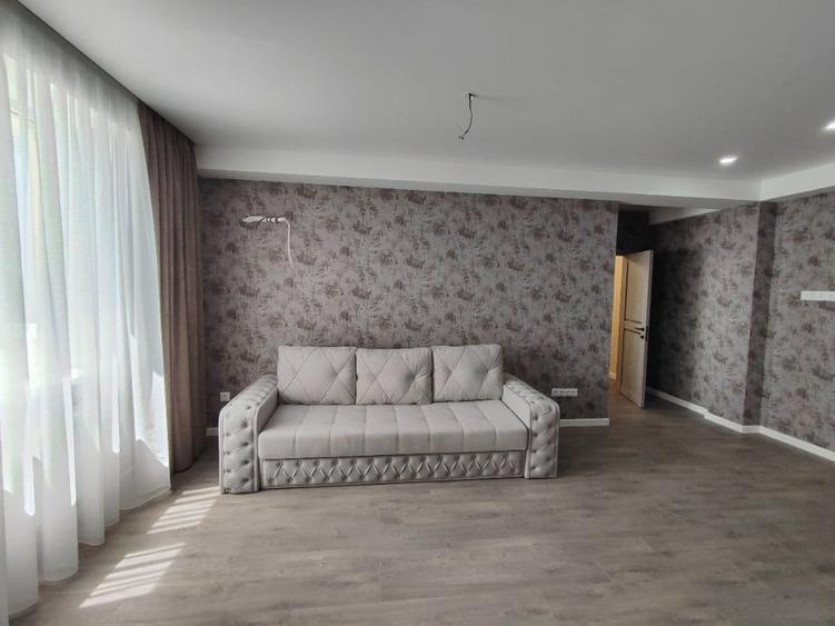 Apartament cu 2 camere decomandat în Sopor