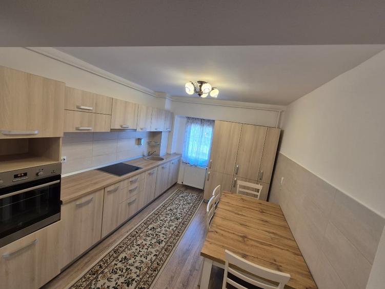 Apartament cu 2 camere semidecomandat, mobilat în Răcădău
