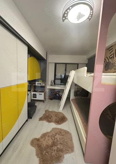 Apartament cu 3 camere decomandat, mobilat în Cug