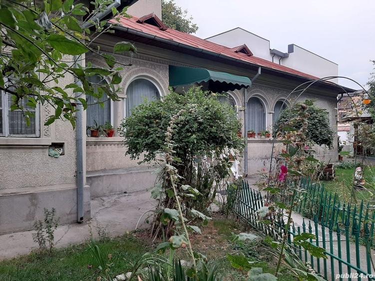 Casă cu 6 camere în Câmpulung Muscel