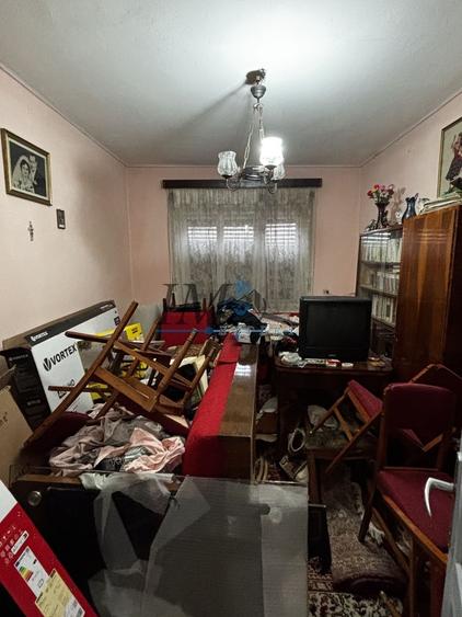 Casă individuală cu 5 camere cu Canalizare în Nord