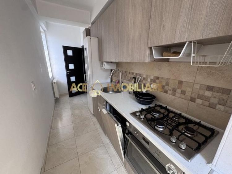 Apartament cu 3 camere decomandat, mobilat în Dămăroaia
