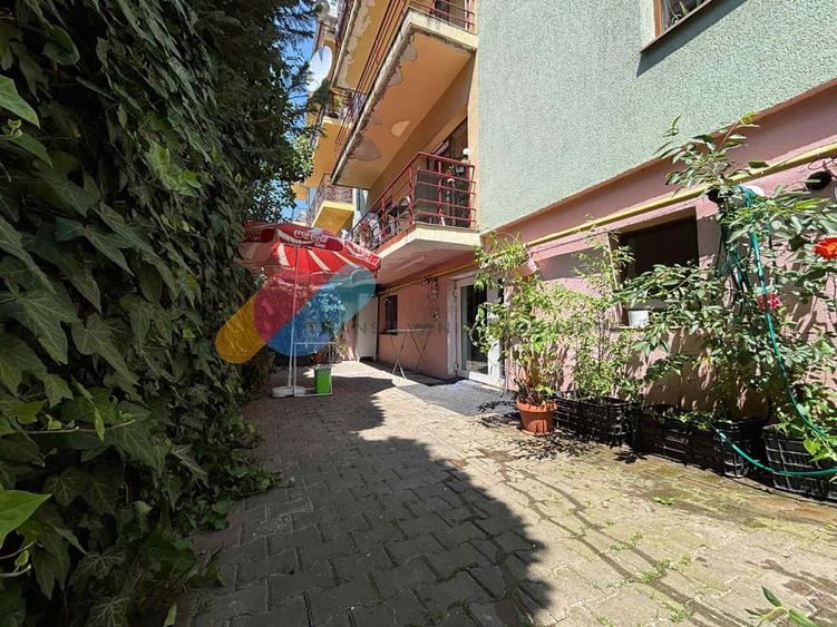 Apartament cu 3 camere semidecomandat, mobilat în Mănăștur