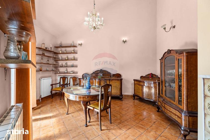 Casă cu 3 camere cu Teren 320 Mp în Central
