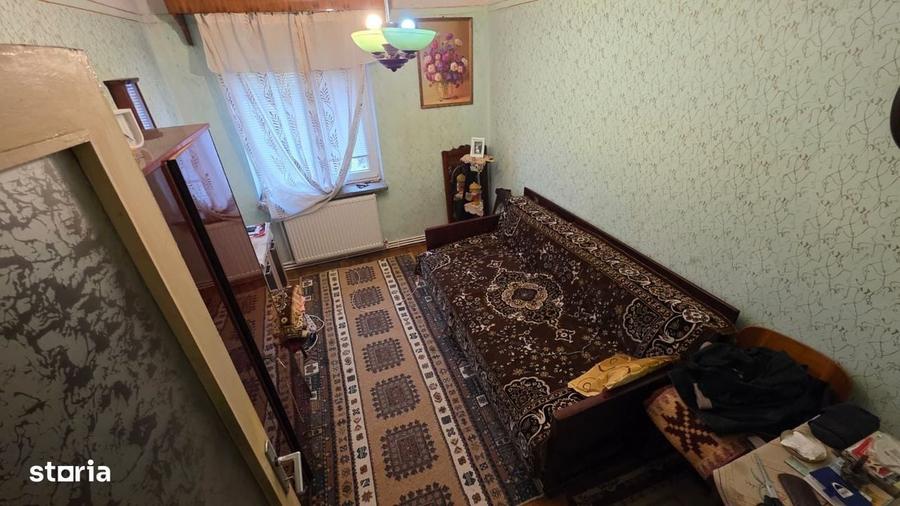 Apartament cu 3 camere decomandat în Ultracentral