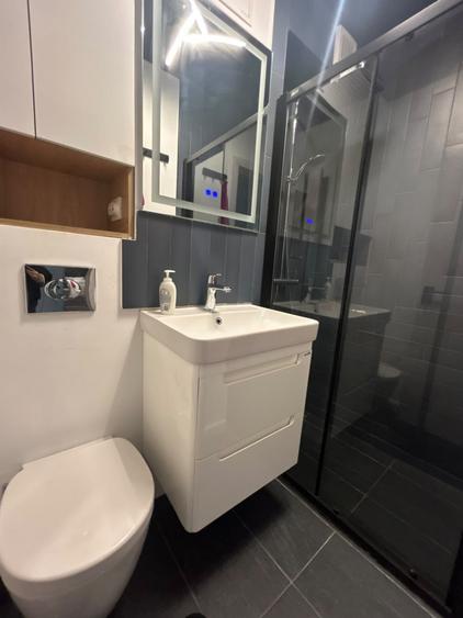 Apartament cu 4 camere decomandat, mobilat în Dorobanți