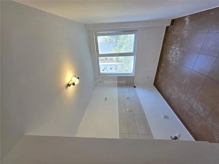 Apartament cu 2 camere decomandat în Colentina