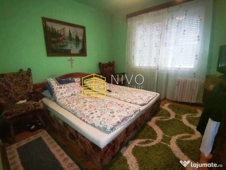 Apartament cu 4 camere decomandat în Sângeorgiu de Mureș