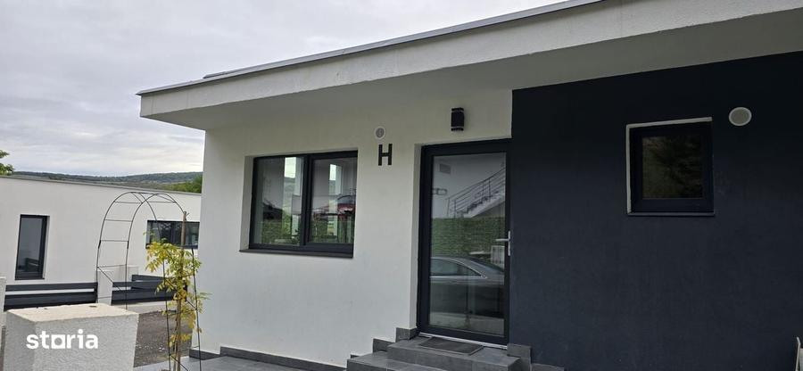 Casă cu 4 camere în Iris