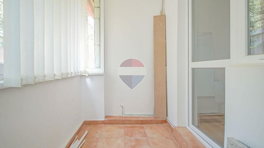 Apartament cu 2 camere decomandat, mobilat în Răcădău
