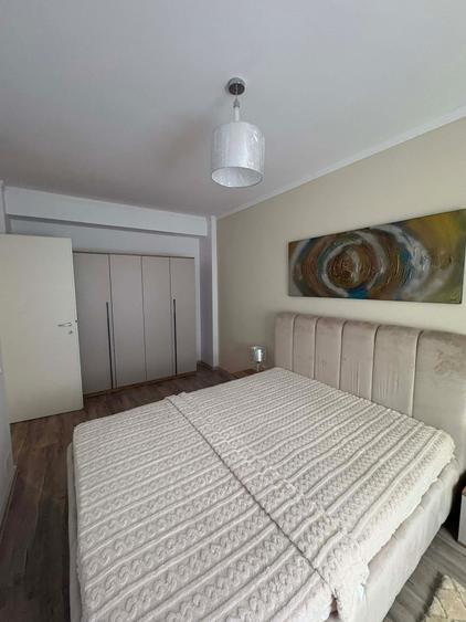 Apartament cu 2 camere decomandat în Florești
