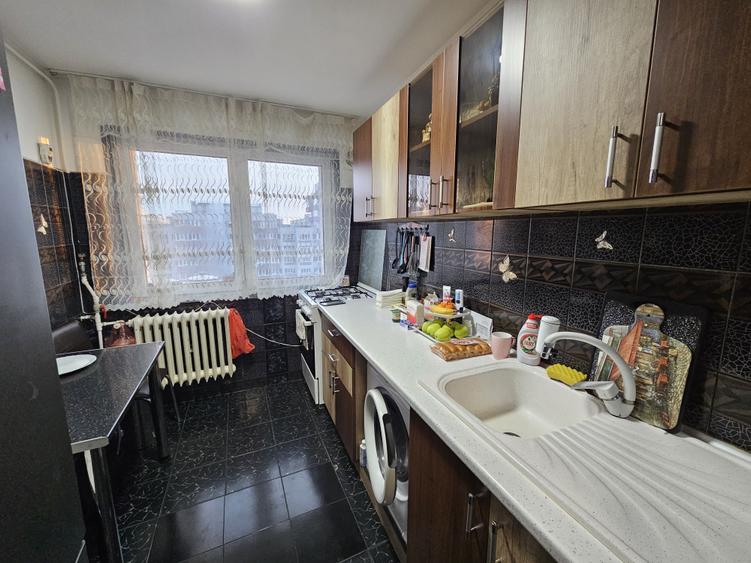 Apartament cu 2 camere semidecomandat, mobilat în Veteranilor