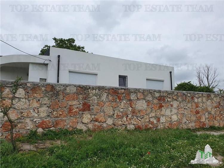 Casă individuală cu 3 camere cu Teren 5250 Mp în Casicea