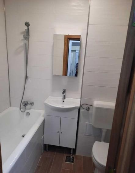 Apartament cu 2 camere decomandat, mobilat în Magheru