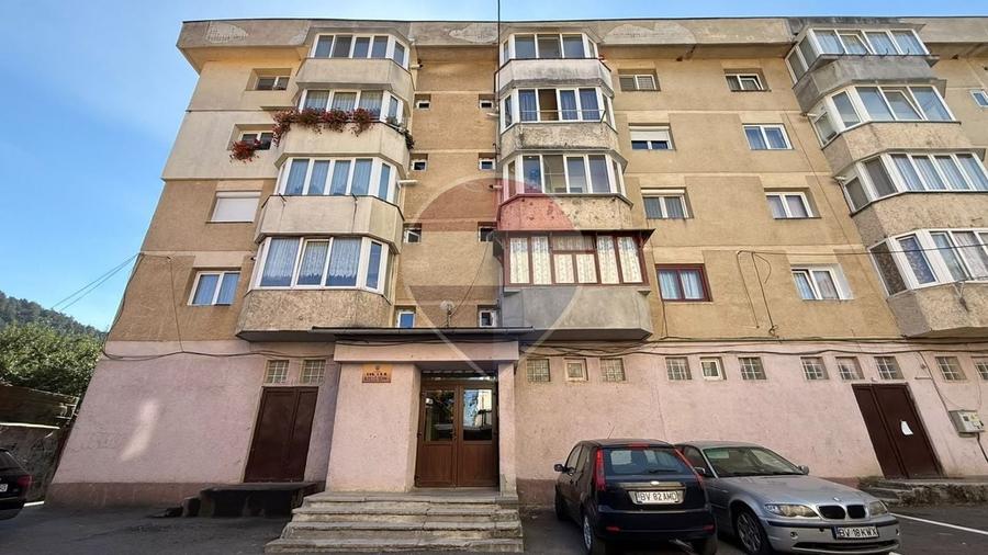 Garsonieră decomandată, mobilată în Central