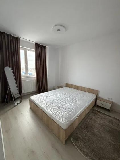 Apartament cu 2 camere semidecomandat, mobilat în Colentina
