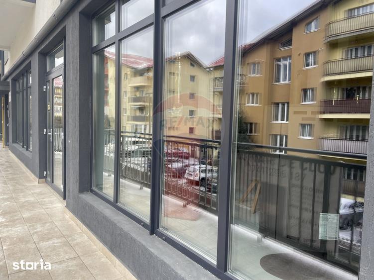 Spațiu comercial, de 61 mp, în Florești