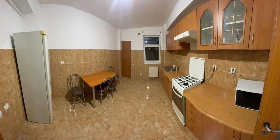 Apartament cu 2 camere decomandat în Zorilor