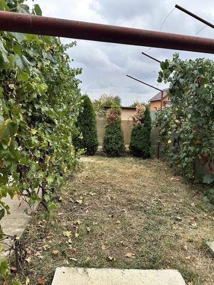 Casă cu 4 camere decomandat în Strejnicu