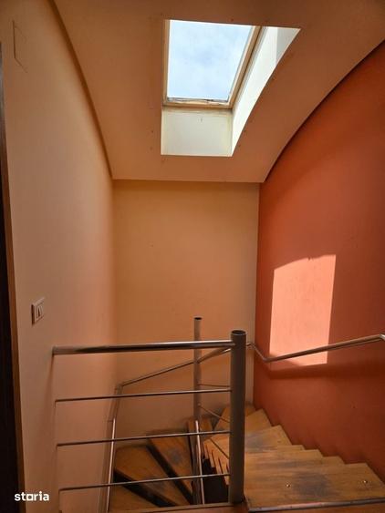 Casă cu 4 camere cu Teren 1000 Mp în Mehala