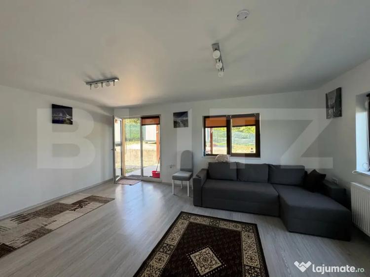 Casă cu 3 camere cu Teren 550 Mp în Central