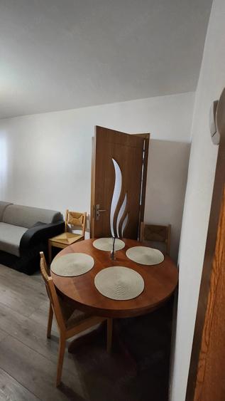 Apartament cu 2 camere decomandat în Exterior Vest