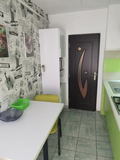Apartament cu 2 camere decomandat în Independenței