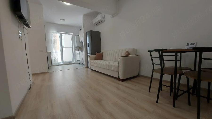 Apartament cu 2 camere semidecomandat în Berceni