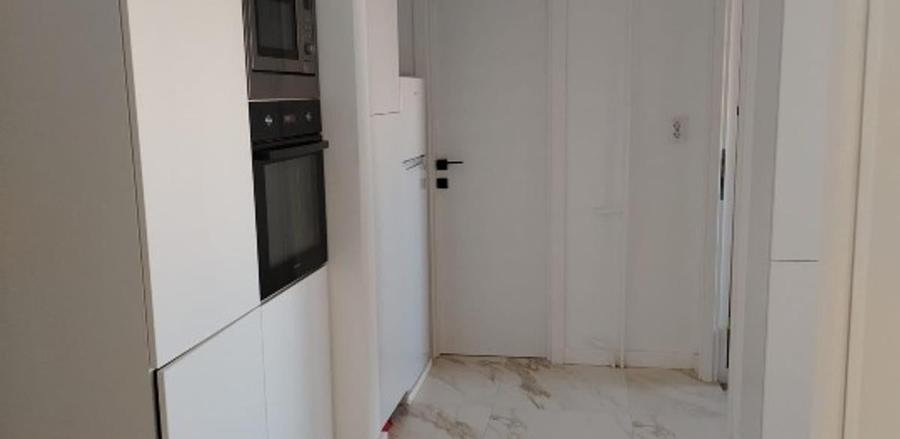 Apartament cu 2 camere decomandat, mobilat în Tomis Nord