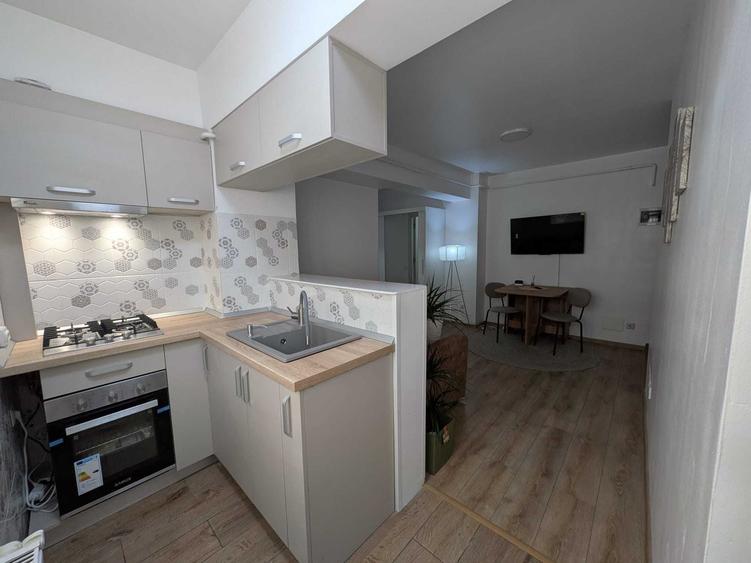 Apartament cu 2 camere semidecomandat în Nord