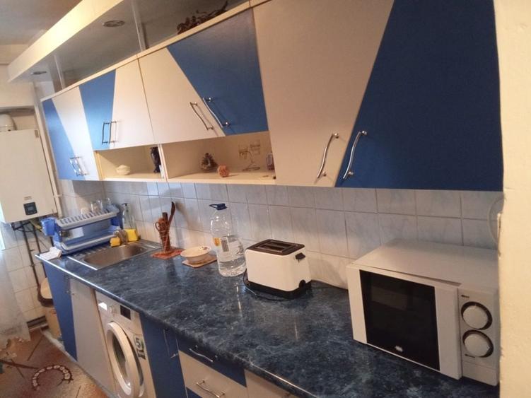 Apartament cu 2 camere decomandat în Exterior Vest