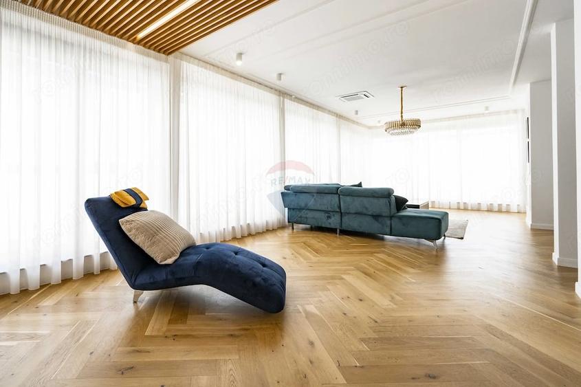 Apartament cu 6 camere în Cantemir