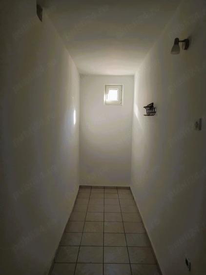 Casă cu 1 camere cu Teren 576 Mp în Domenii