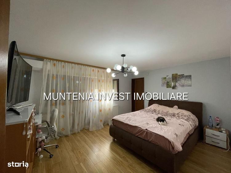 Casă cu 4 camere în Ștefănești